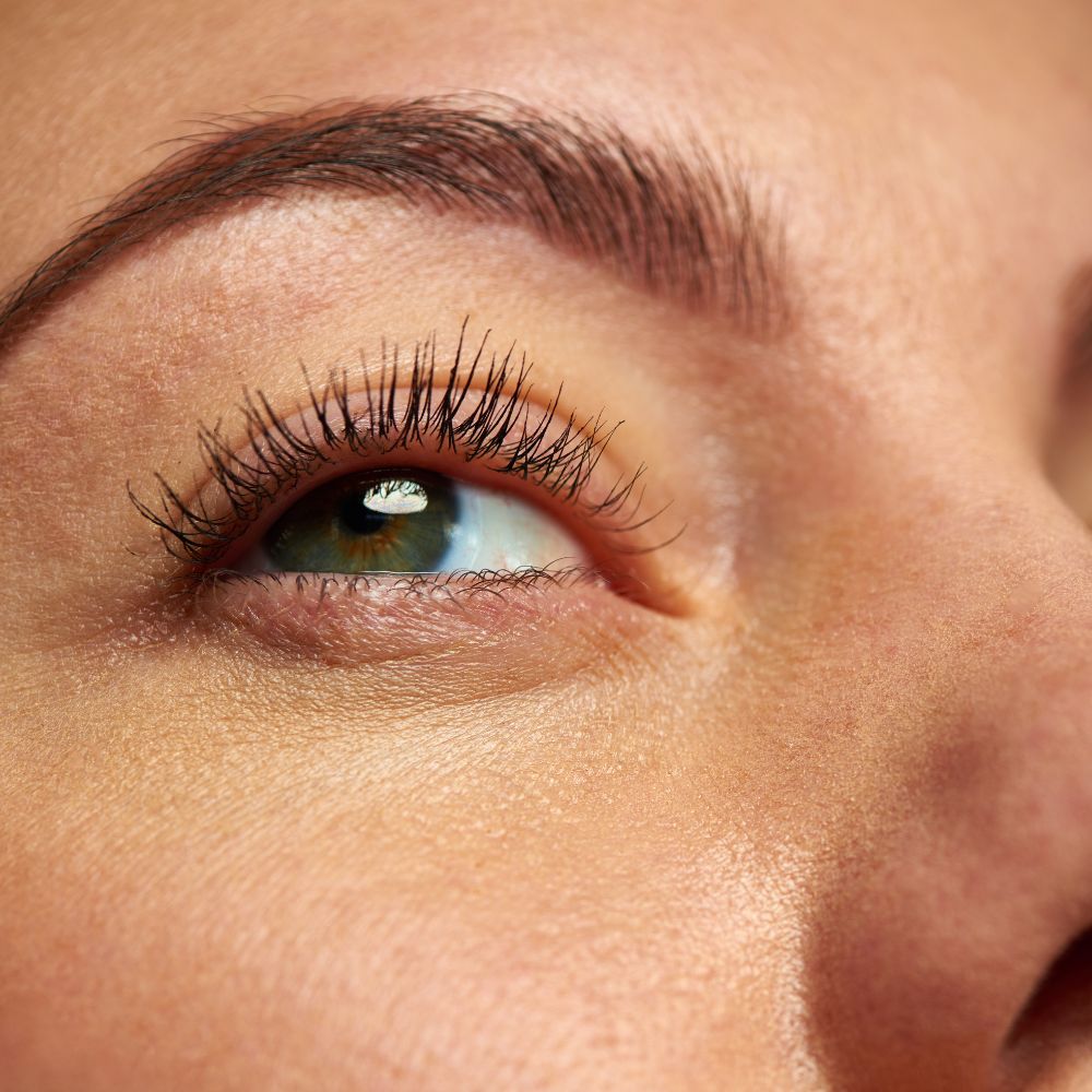 Keine komplizierten Beauty-Routinen mehr aus zig Produkten, sondern Bio-Hautkuren, die gleich mehrere Hautprobleme ab 40 auf einmal lösen. Mit Aromatherapie. Ihre Hautbedürfnisse sind unsere Fokus. Bio-Hautkuren für die professionelle Anwendung und die Anwendung zuhause. www.beauetal.com